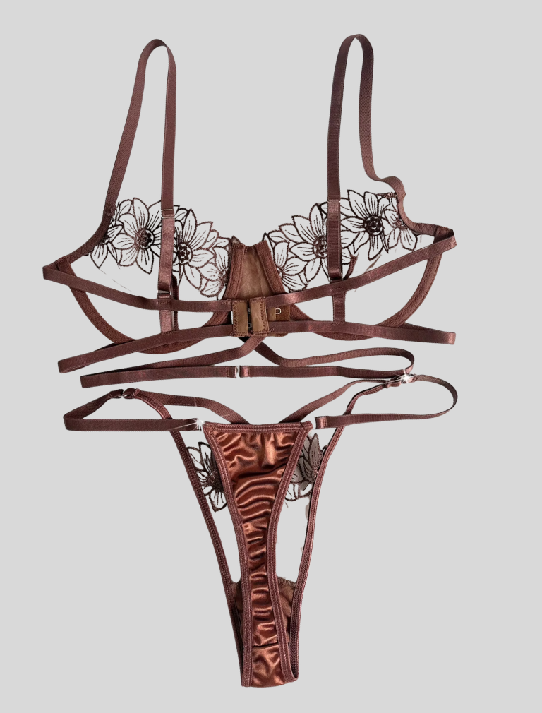 Isabella™ | Broderad Lingerieset i Spets