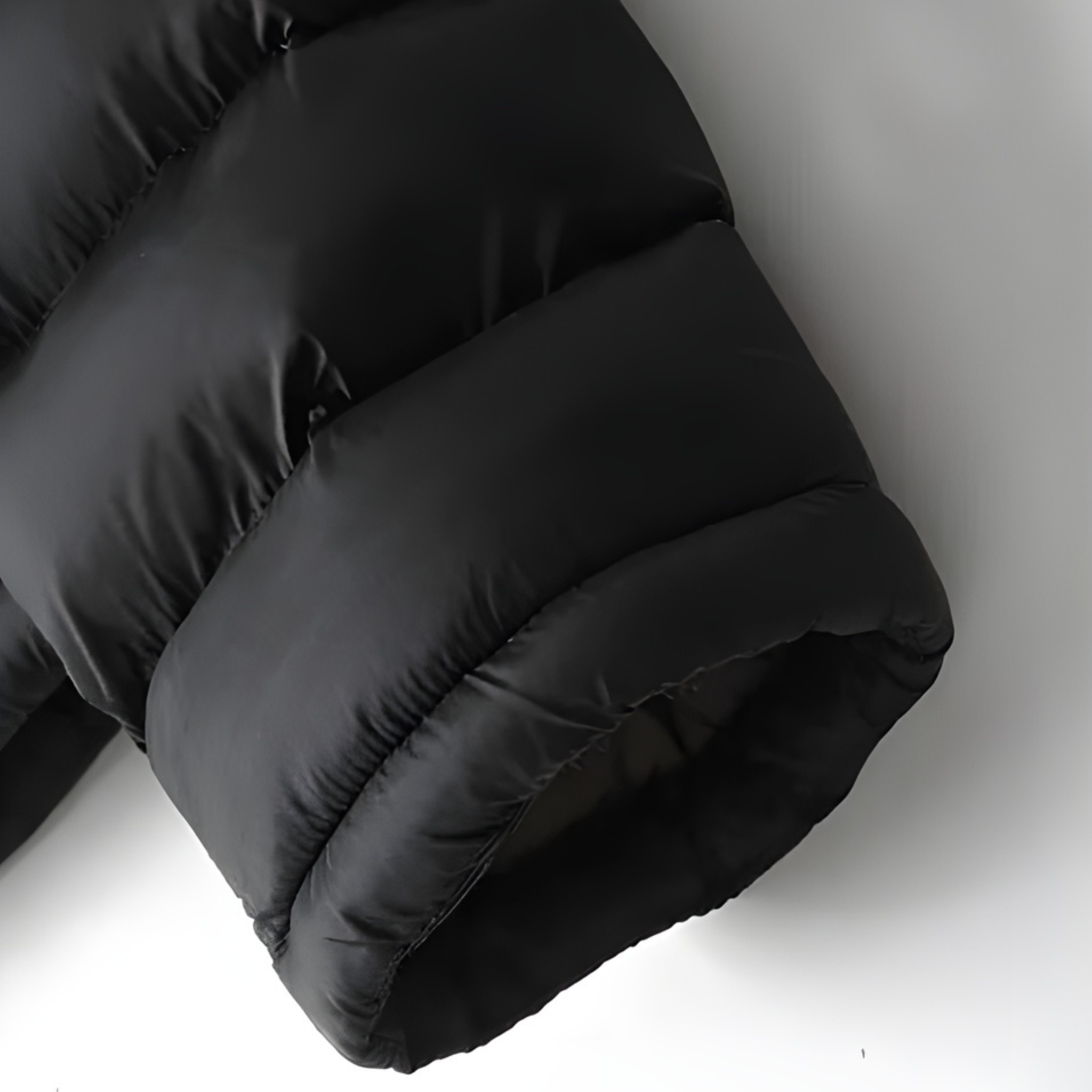 Sverker™ | Lätt dunjacka med huva